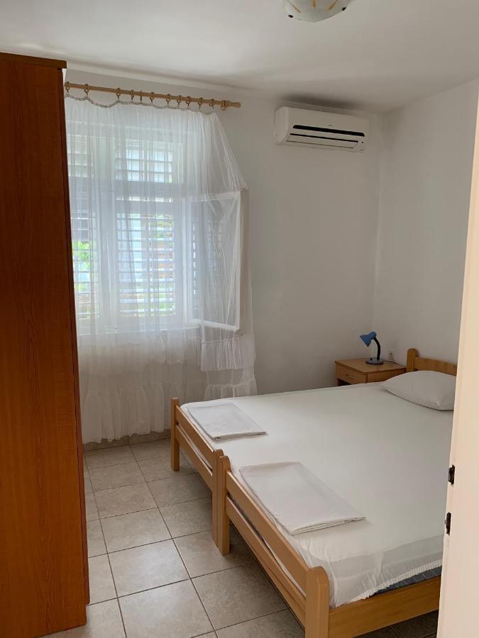 Anita Guest House Tivat Kültér fotó