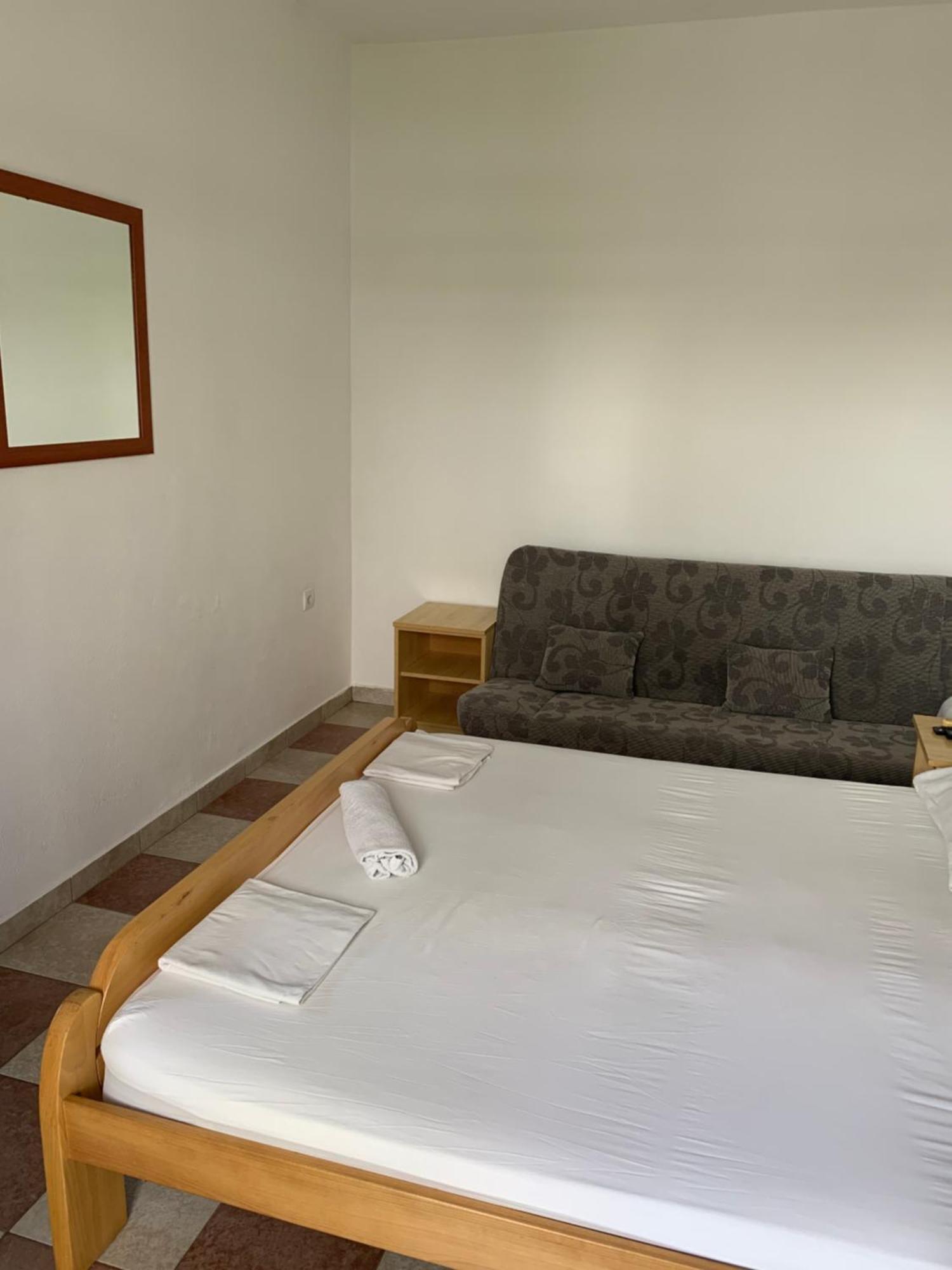 Anita Guest House Tivat Kültér fotó