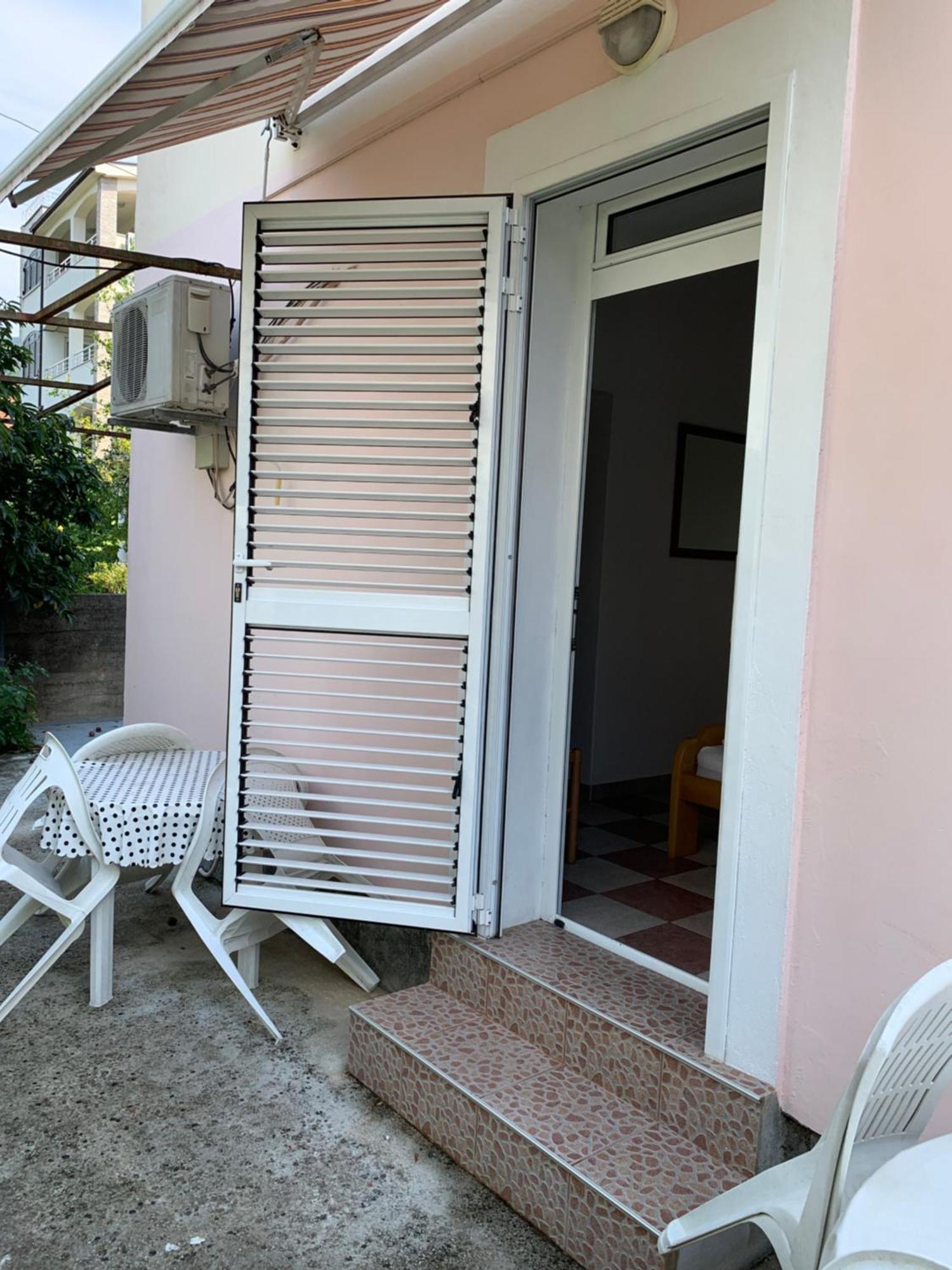 Anita Guest House Tivat Kültér fotó