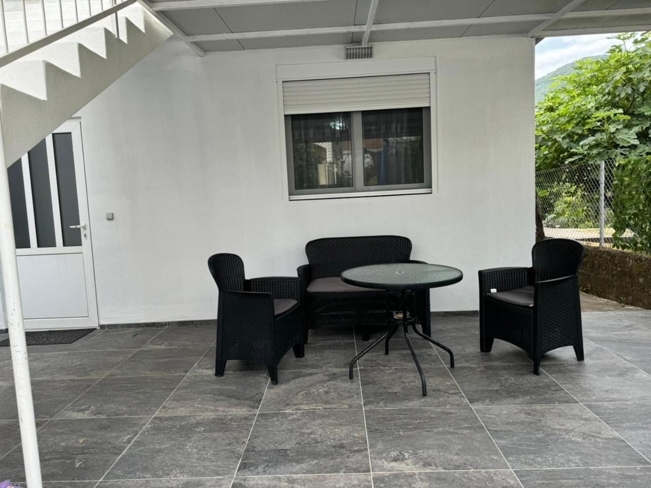 Anita Guest House Tivat Kültér fotó