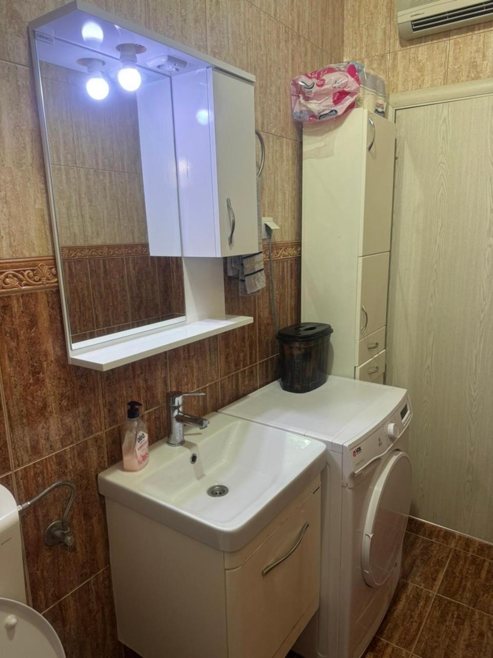 Anita Guest House Tivat Kültér fotó